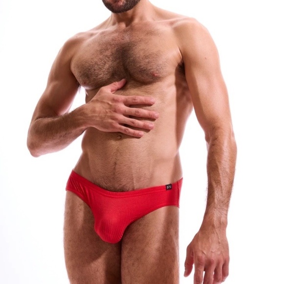 Men’s N2N Bodywear Silky Rib Brief in Red - Size Medium, NWT - Picture 1 of 3